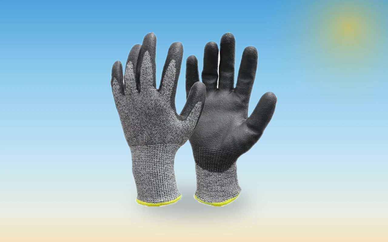 Gloves from Basant Shop